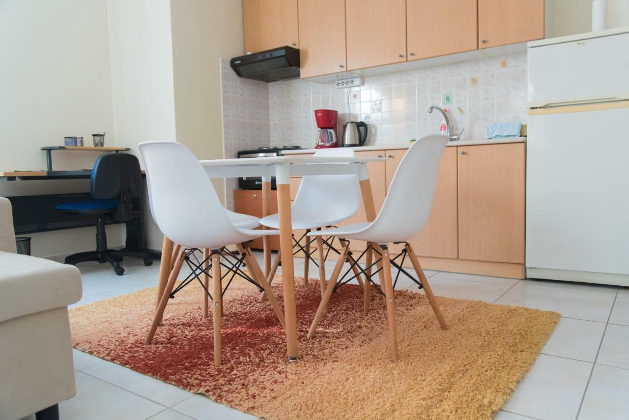Modern And Quiet Few Minutes From The City Center Thessaloniki Exterior photo